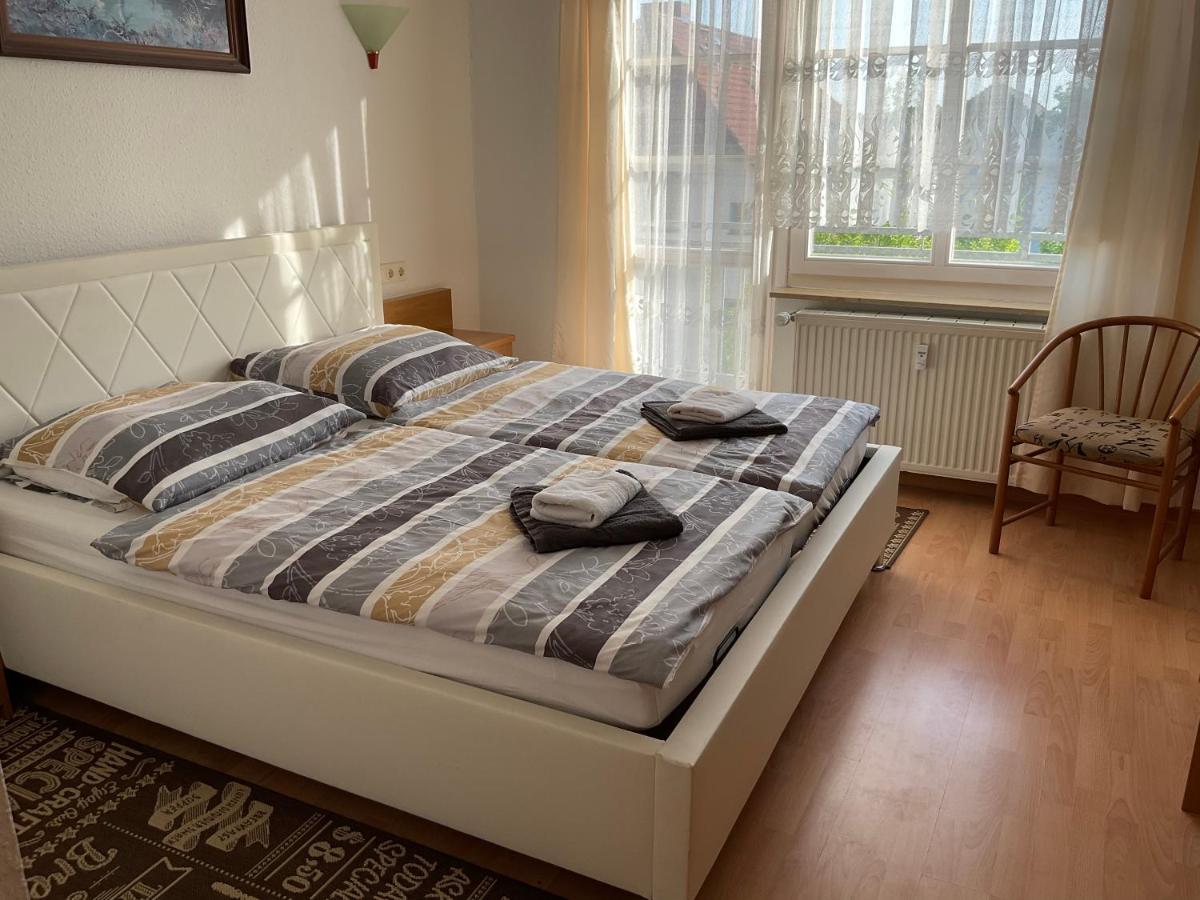 Pension Markt Нойштрелиц Экстерьер фото